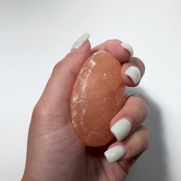 Selenite Palm Stone - Picture 3 of 3